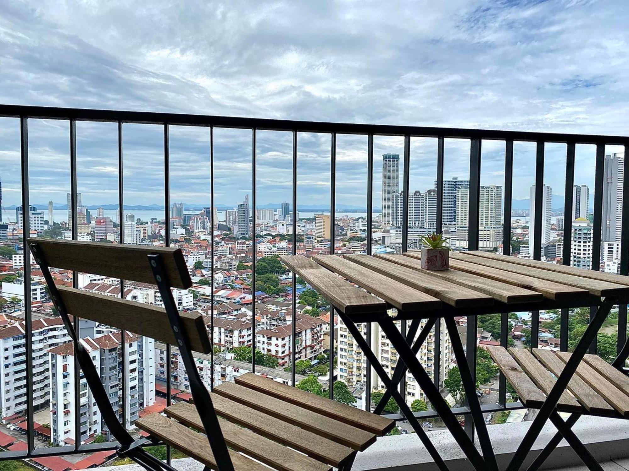 Beacon Executive By Staycation George Town