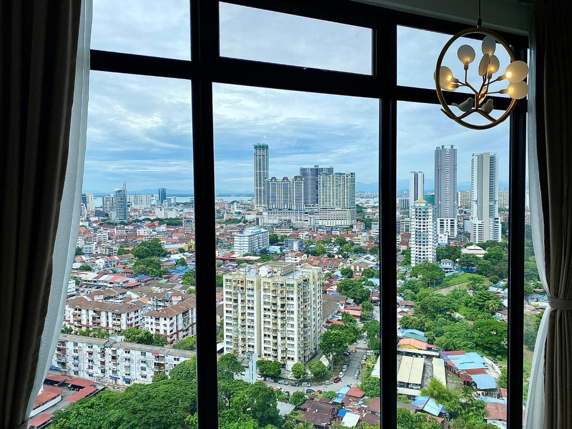 Beacon Executive By Staycation * George Town