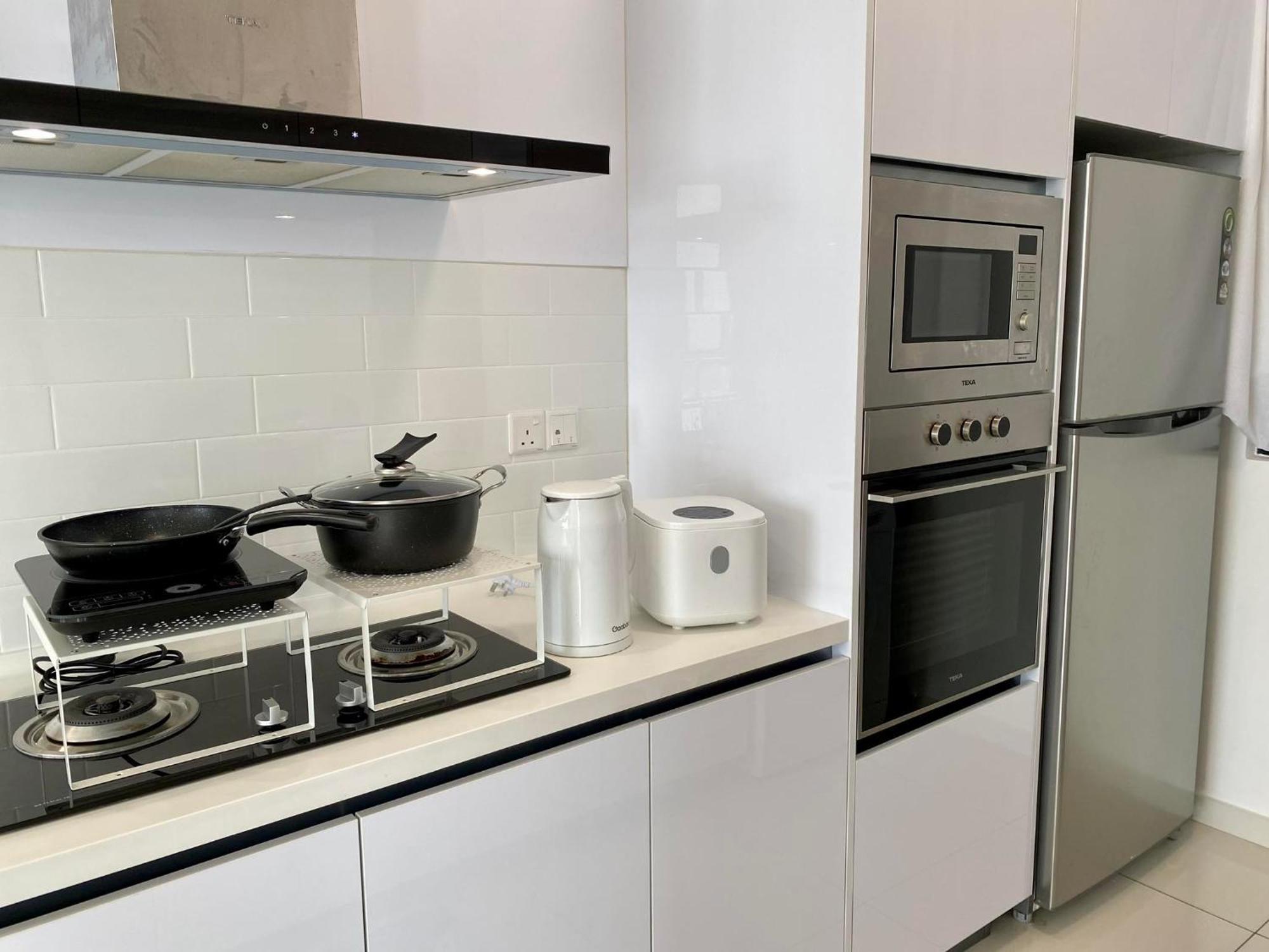 Beacon Executive By Staycation Apartment George Town