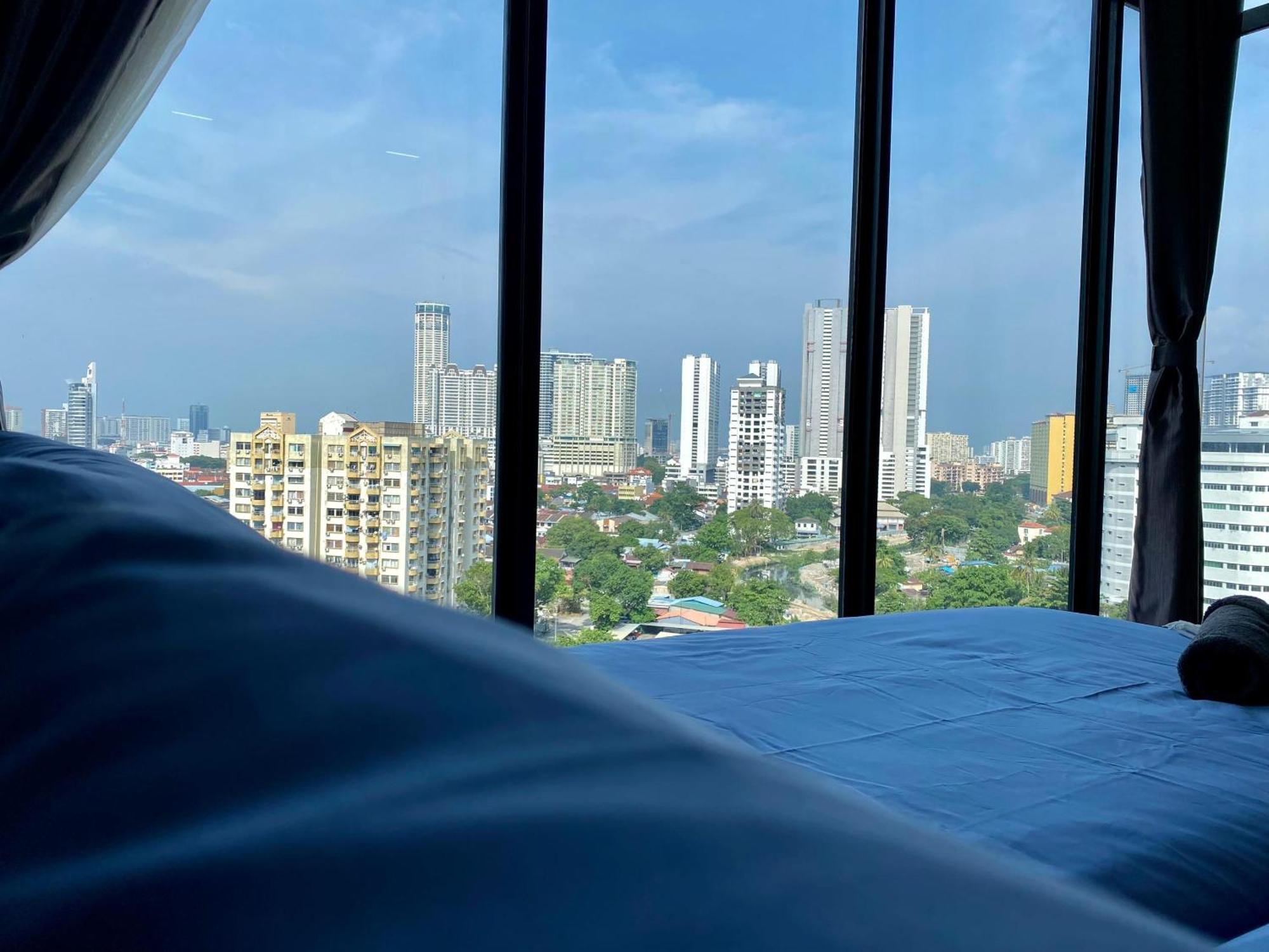 Beacon Executive By Staycation Apartment George Town