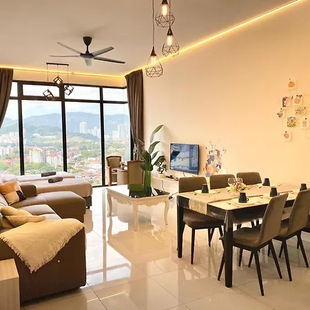 Beacon Executive Suite By Staycation Homestay George Town Exterior photo