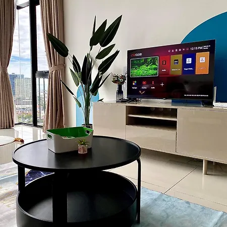Beacon Executive Suite By Staycation Homestay George Town Exterior photo