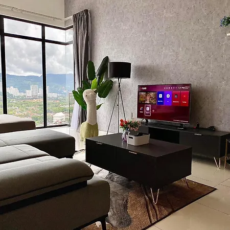 Beacon Executive Suite By Staycation Homestay George Town Exterior photo